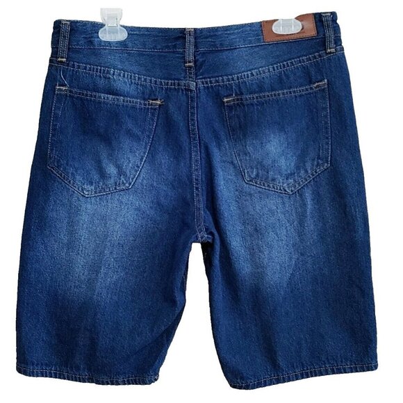 Izod Denim Jeans Slim Fit Shorts Size 34 Cotton  Blue Jeans Shorts - Picture 2 of 4